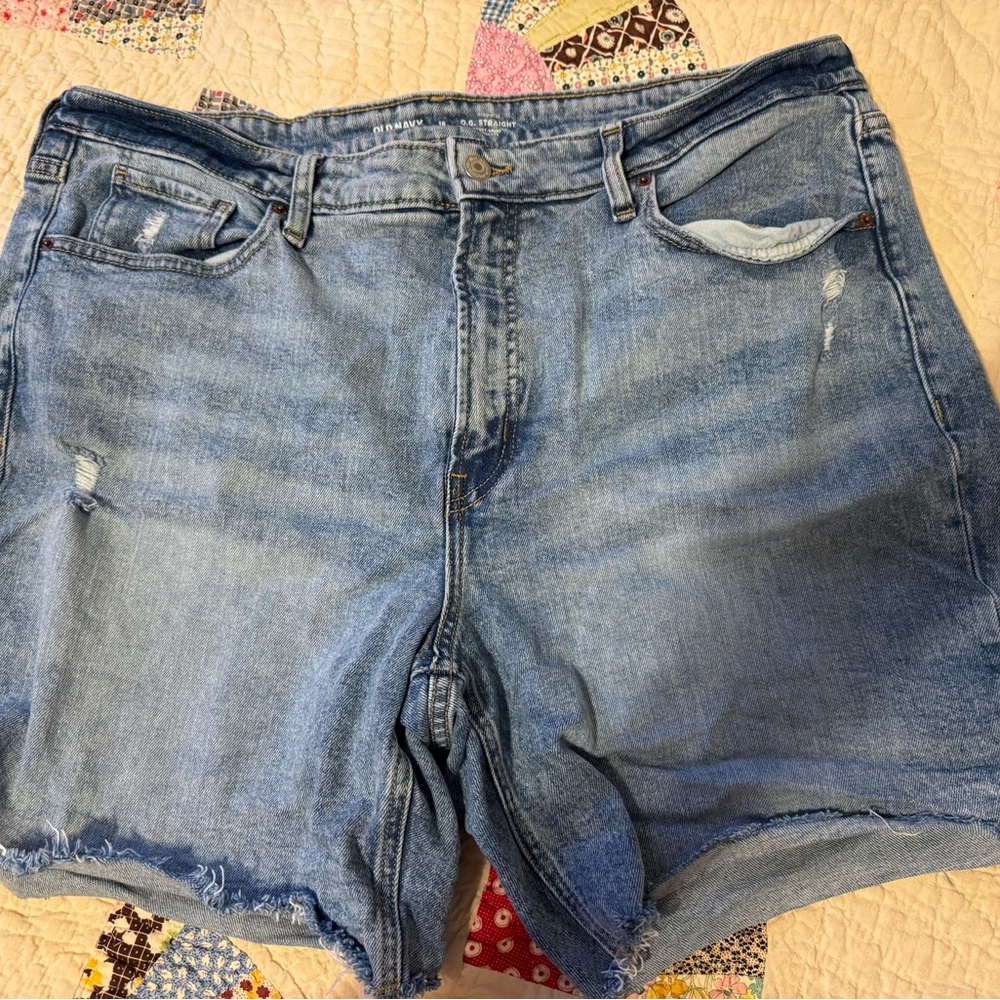 Old Navy OG Straight Denim Shorts 18